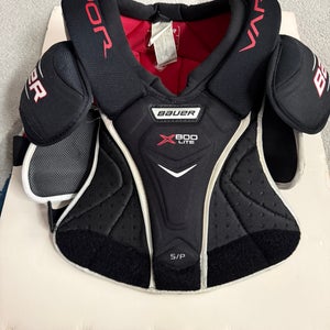 Small Senior Bauer Vapor X800 Lite Shoulder Pads (Used)