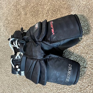 Vaughn V10 Goalie Pants | intermediate large