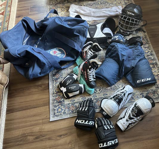 Complete Youth/Junior Hockey Starter Kit with CCM Bag