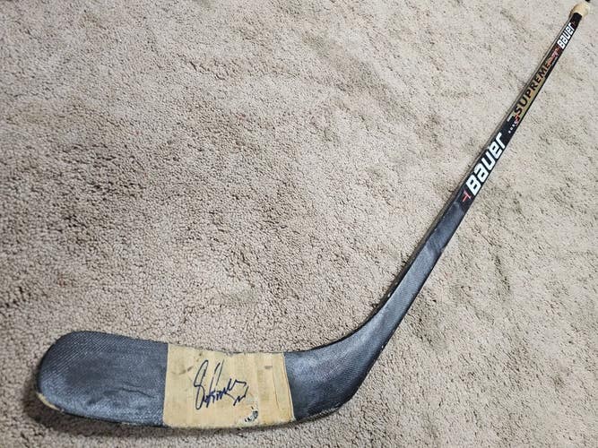ERIC LINDROS Mid 90's Signed Philadelphia Flyers NHL Game Used Hockey Stick