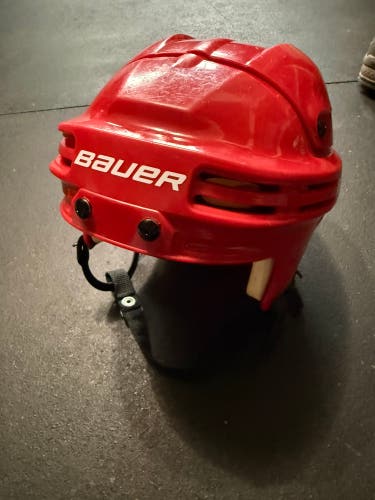Small Bauer 4500 Helmet Red