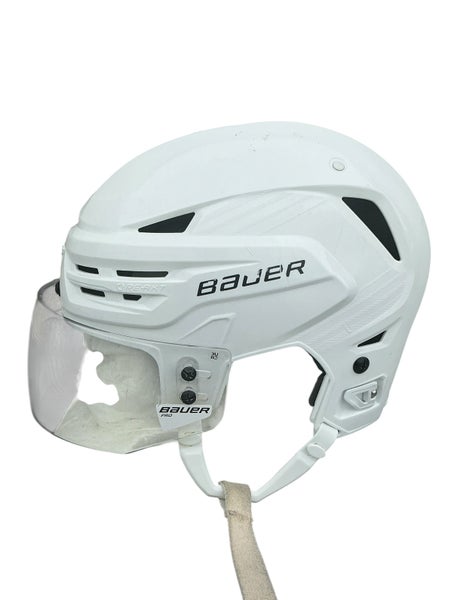 Bauer Re-Akt 85 Pro Stock Hockey Helmet Visor Combo Medium White (Used) 60482