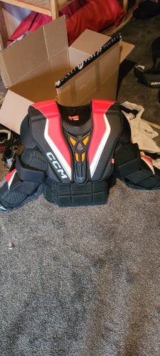 XL CCM EFlex 6 Goalie Chest Protector (New)