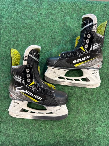 Junior Bauer Vapor X4 Hockey Skates (Regular) Size 1.5 (Used)