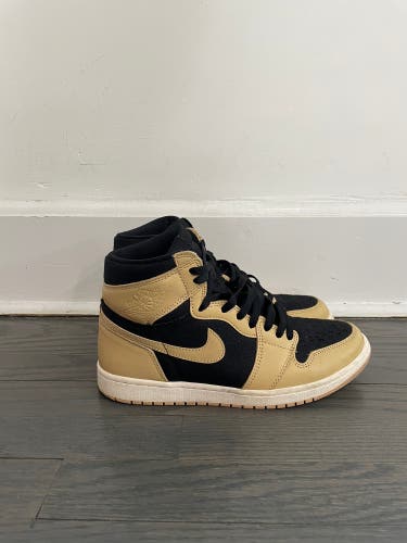 Black Men's Size M 9.5 (W 10.5) Adult Air Jordan 1 High Shoes (Used)