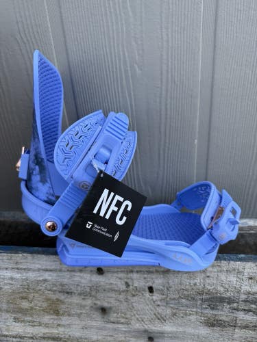 Union Juliet Women's Snowboard Bindings, Tie Dye, Medium US 6.5-8.5 New In Box