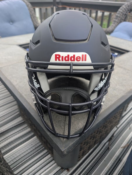 Adult Medium Riddell SpeedFlex Helmet (New)