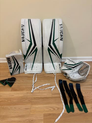 33" 2024 Vaughn SLR4 Pro Regular Goalie Full Set Pro Stock (Used). WEDGEWOOD