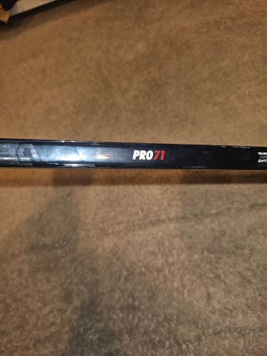 PRO Red Line Right Handed Hockey Stick Toe Pattern 95 Flex Pro Stock (Used)