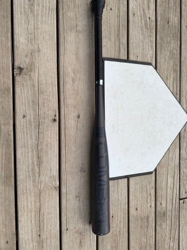Shadowcast 2025 Combat MFG Spec A1 Alloy BBCOR Certified Bat (-3) 30 oz 33" (Used)