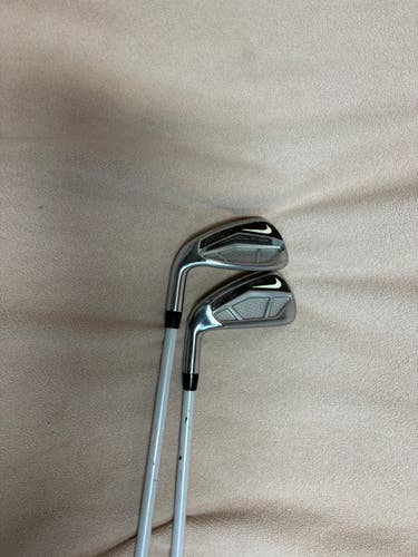 Women's Nike Right Handed Iron Set Graphite Shaft (Used)