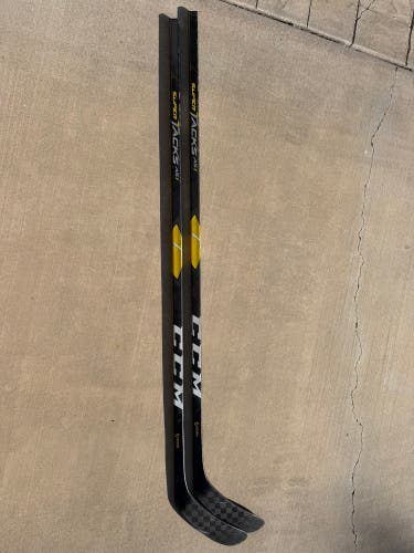 Senior CCM Super Tacks AS1 Right Handed Hockey Stick P28 85 Flex Pro Stock (Used)