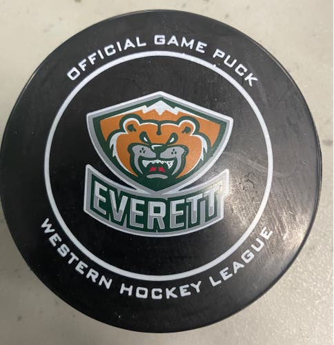 Everett Silvertips puck WHL