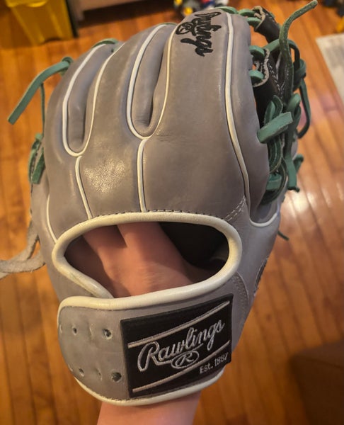 2023 Rawlings RH Infield Heart of the Hide R2G Baseball Glove 11.5" (Used)