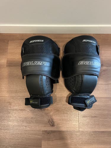 Bauer Supreme Senior Goalie Knee Pads