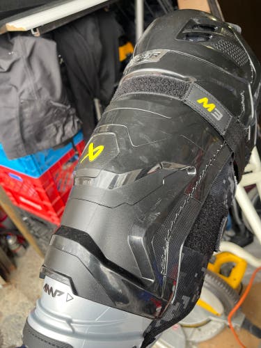 Senior Bauer Supreme M3 14" Shin Pads (New)