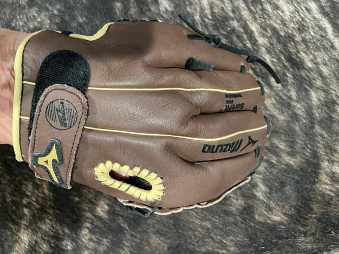 Mizuno Prospect RH Baseball Glove 11" (Used)