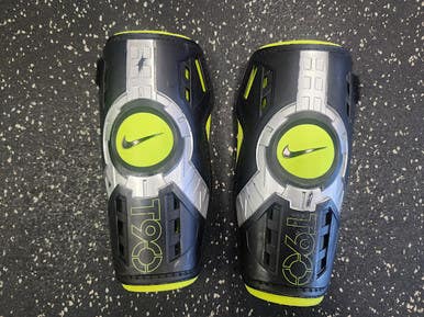 Used Nike T90 Soccer Shin Guards Adult Black LG 11849-S000039314