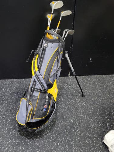 Used US Kids ULTRALIGHT DV WT 10U Jr Club Set RH 9 Piece 11849-S000039346