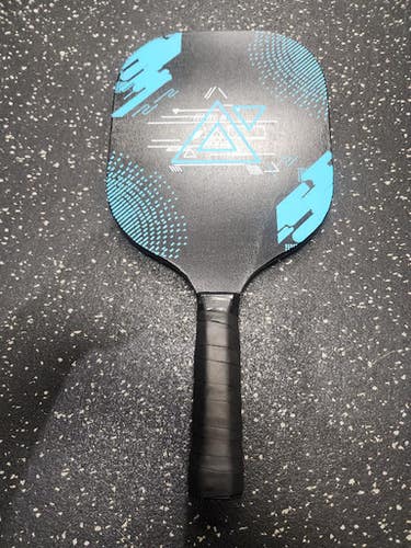 Used V2 Pickleball Racquet Black 11849-S000039402