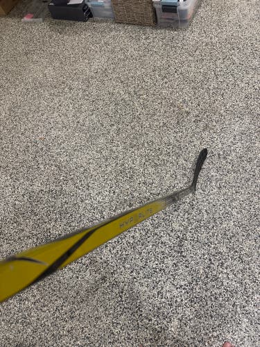 Senior Bauer Vapor Hyperlite 2 Left Hand Hockey Stick P28 70 Flex Pro Stock (Used)