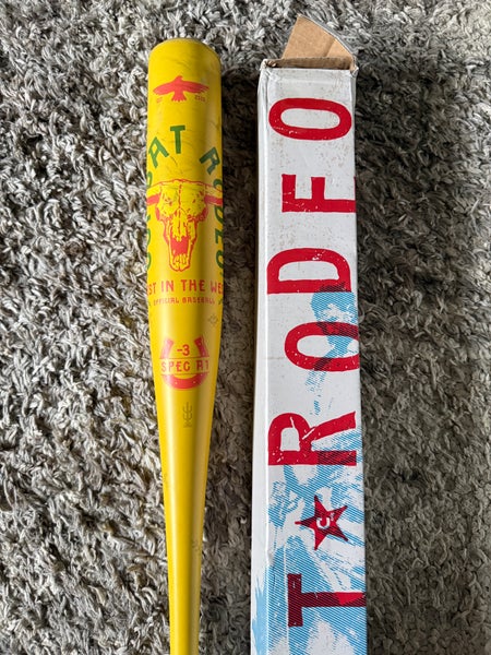 Lightly Used with Box 2025 Combat MFG Spec A1 Alloy BBCOR Certified Bat (-3) 28 oz 31" (Used)