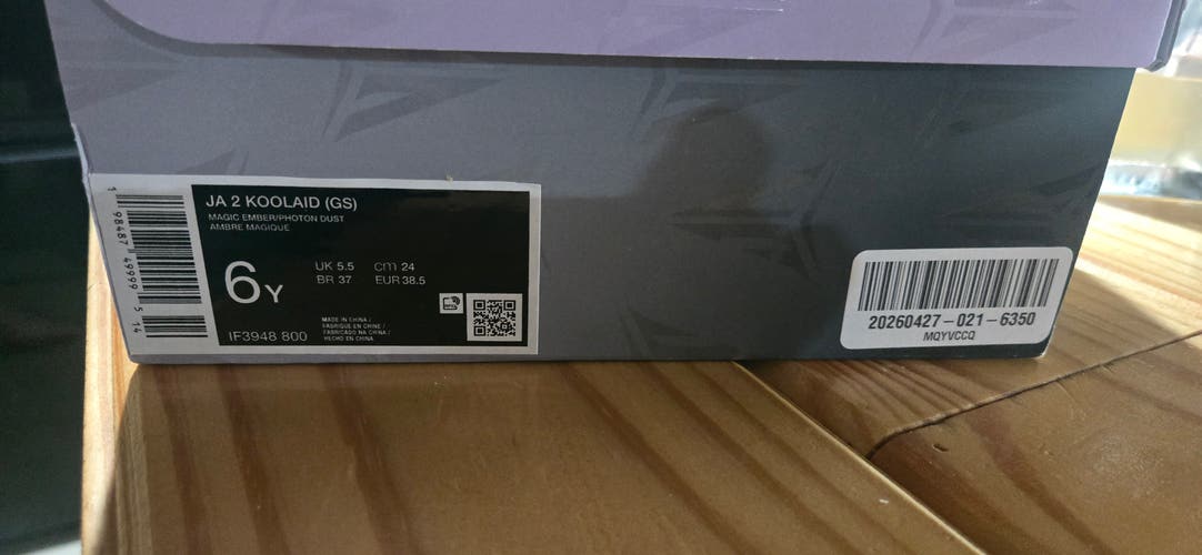 Kid's 6Y (Big Kids / Youth) Nike Shoes (New)