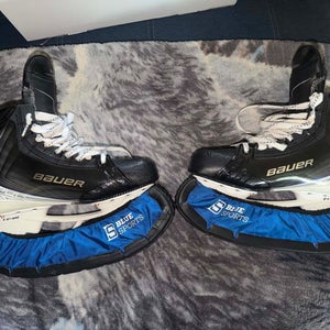 2025 Bauer Vapor Flylite Hockey Skates Pro Stock 10.5 (Used)