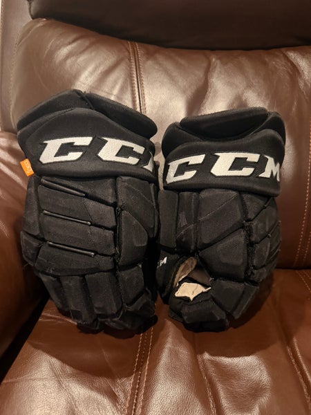 CCM HGJS Gloves 14" Pro Stock (Used)