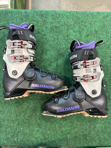 2026 Women's Salomon Shift Alpha BOA 95 GW Ski Boots (New) | Mondo 25.5 (294mm)