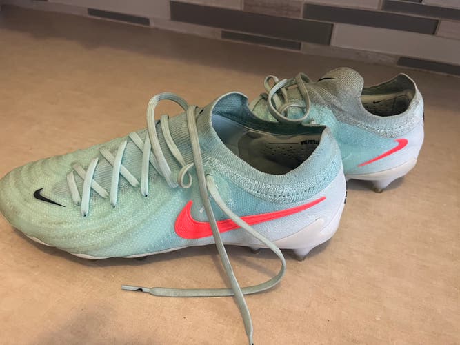 Teal / Orange Unisex Size M 7.0 (W 8.0) Nike Phantom GT Elite Turf Cleats Cleats (Used)