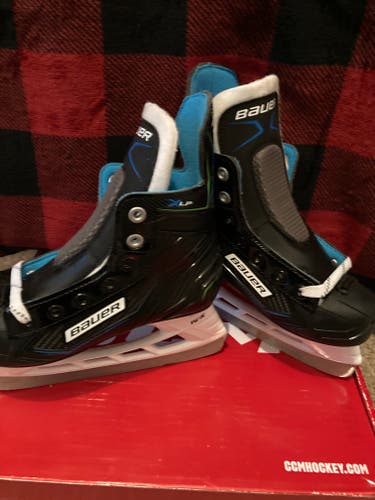 Bauer Hockey Skates youth 13 (New)