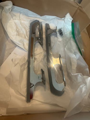 Jackson Ultima EXT Elite 9 1/2” blades only