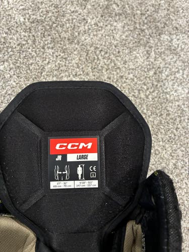 Junior Large CCM AS-V Pro Hockey Pants (Used)