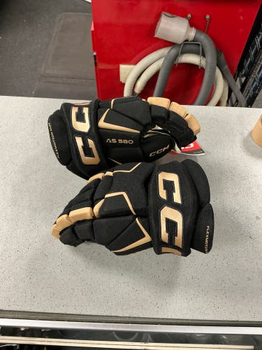CCM Tacks AS-580 Gloves 13" (New)black/antique gold