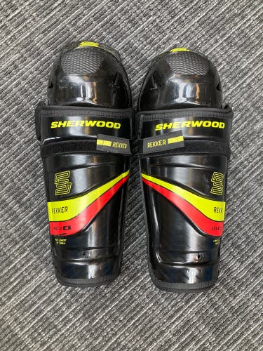 13" Intermediate Sher-Wood Rekker Legend 4 Shin Pads