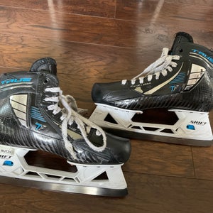 True 2 Piece Hockey Goalie Skates - size 9 (Used)