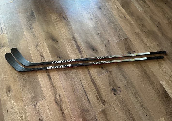 Senior Bauer Vapor Hyperlite 2 Right Handed Hockey Stick P29 95 Flex Pro Stock (New)