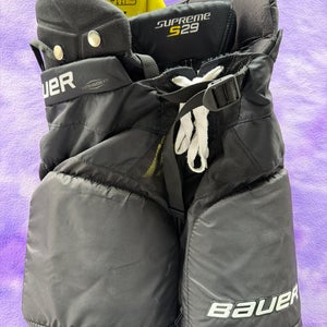 Black Junior Small Bauer Supreme S29 Hockey Pants (Used)