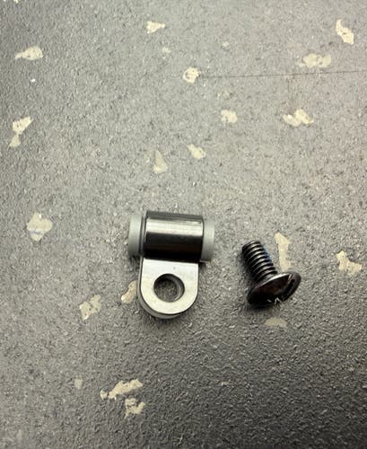 CCM Top Clips + Screws D - 20 Pack (ACCTCD)