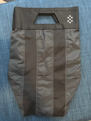 Salt Aērcase Smell Proof Cleat Bag