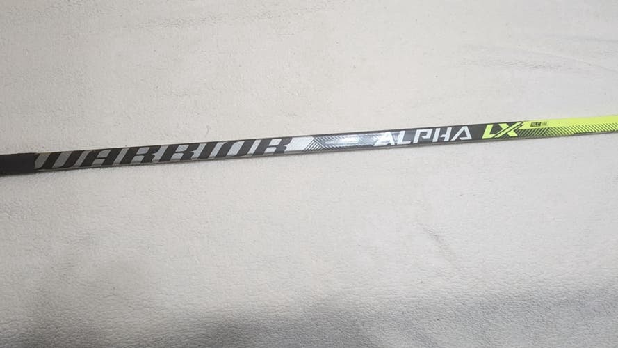 Youth Warrior Alpha LX Pro Right Handed Hockey Stick W03 30 Flex (Used)