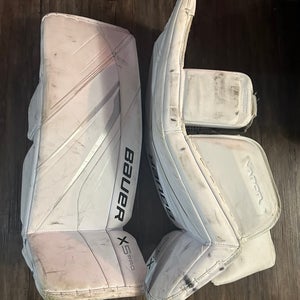 31" Bauer Vapor X5 Pro Goalie Leg Pads (Used)