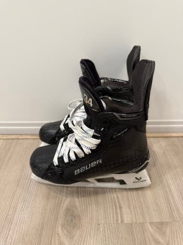 2024 Bauer Supreme Shadow Hockey Skates Regular Width Pro Stock Size 6 (Used)