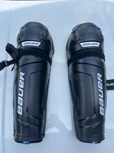 Senior Bauer Supreme 190 16" Shin Pads (Used)