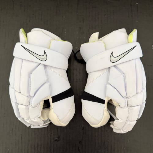 (Size Large) Nike Vapor Pro Goalie Lacrosse Gloves New with Defects