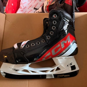 2023 CCM JetSpeed FT6 Pro Hockey Skates Regular Width 9 (New)