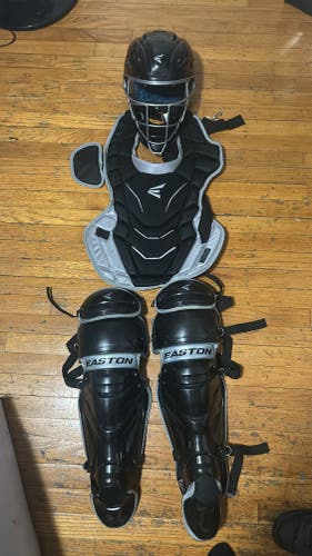 Black Easton Black Magic 2.0 Catcher's Set (Used)