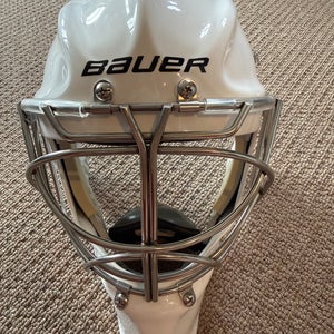 Senior Medium 2025 Bauer 960 Goalie Mask (Used)