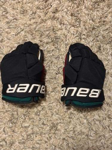 Arizona Coyotes Kachina Bauer Vapor Hyperlite Gloves 14" (Used)